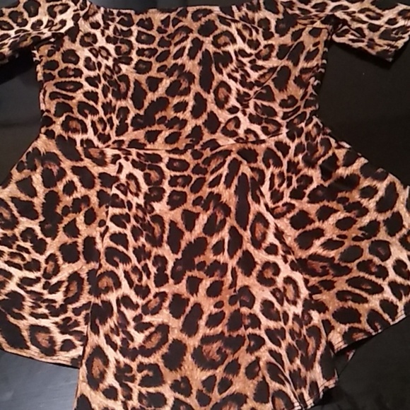 Tops - Picture 4 of 8